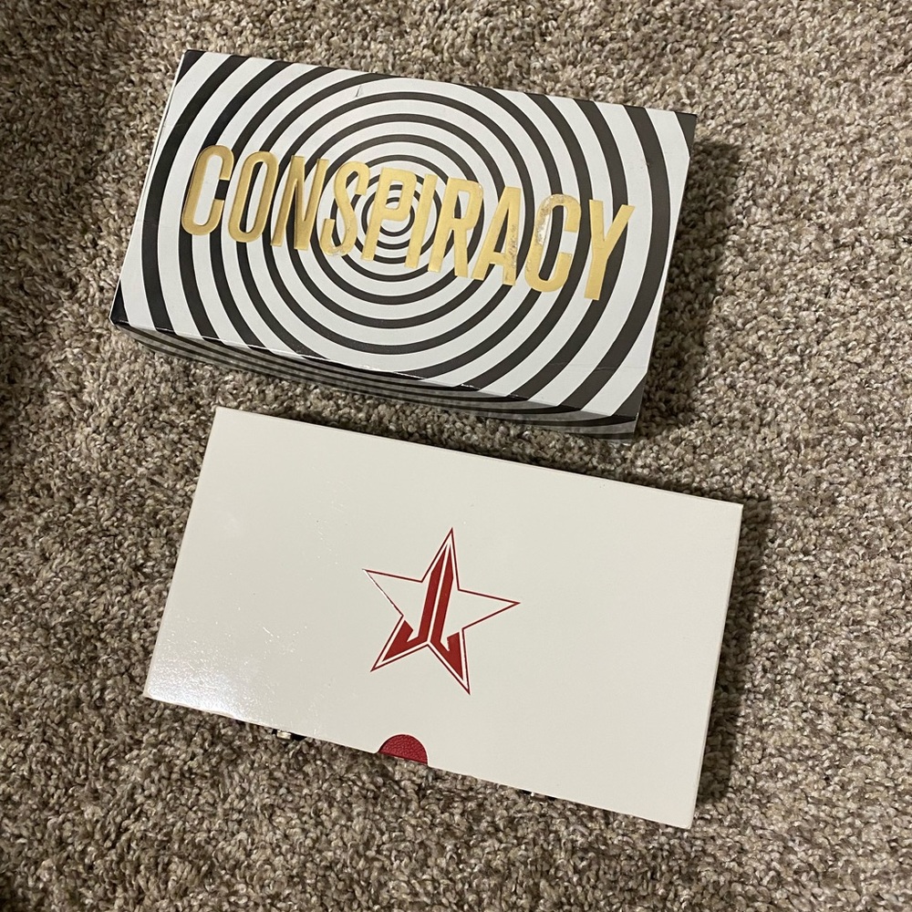 Jeffree Star Cosmetics Eyeshadow Pallets